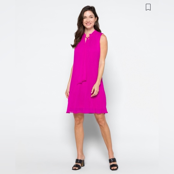 DKNY pleated fuchsia shift dress in size 8. - Picture 1 of 4